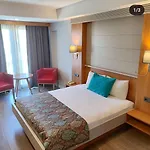Park 4*