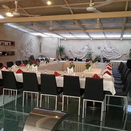 Park Hotel 4*