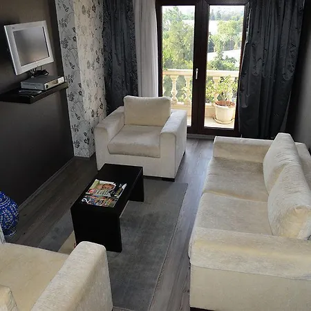 Park Hotell 4*